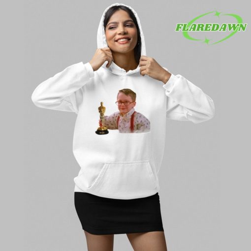 Kevin McCallister Winning Oscar Premium Shirt